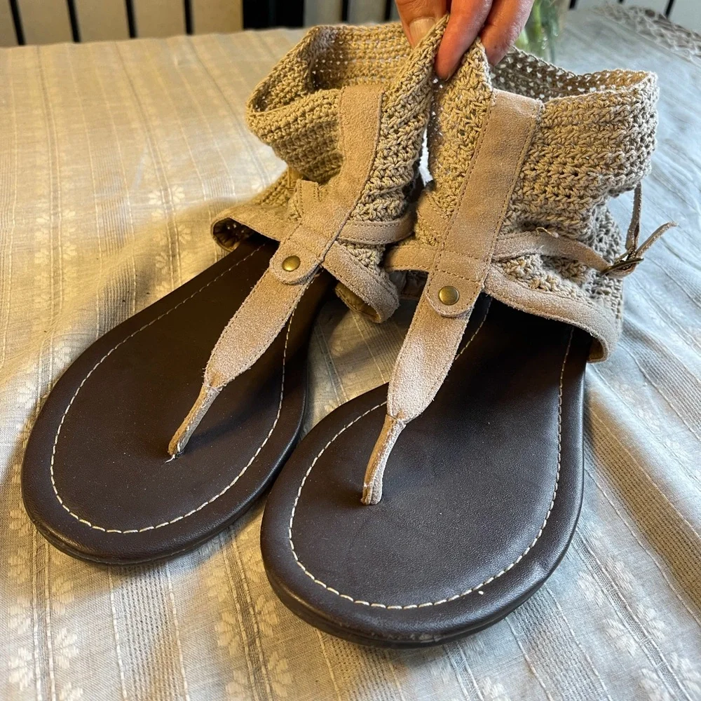 BP Sandals - Picture 8 of 8